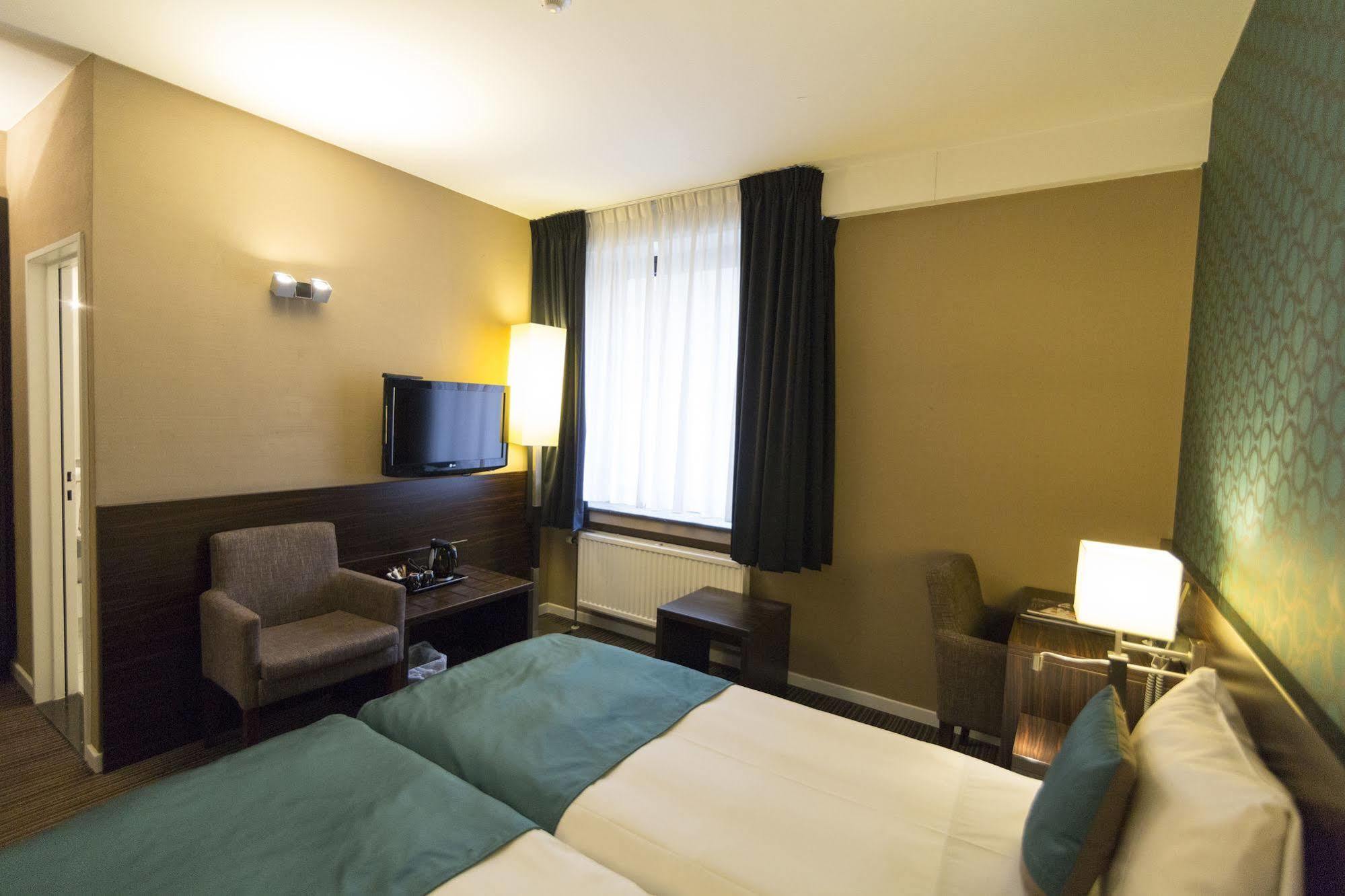 Hotel Docklands Antwerp Luaran gambar